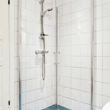 Modern Within Walking Distance To The Town Апартаменты