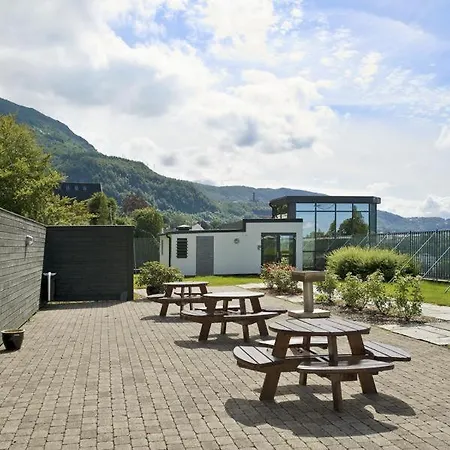 Modern Within Walking Distance To The Town Апартаменты